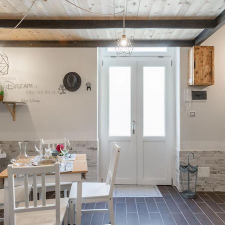 شقة Casa Rebecca برينديسي المظهر الخارجي الصورة