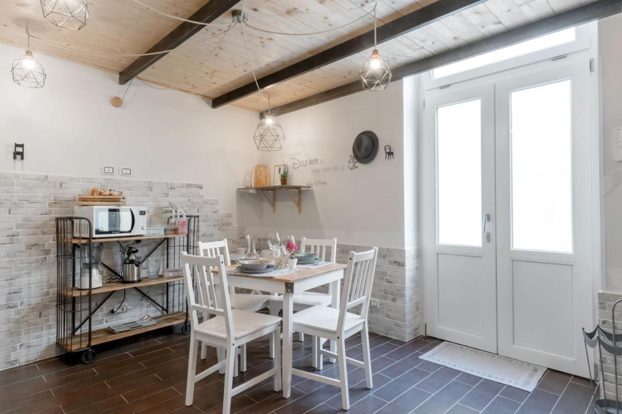 شقة Casa Rebecca برينديسي المظهر الخارجي الصورة